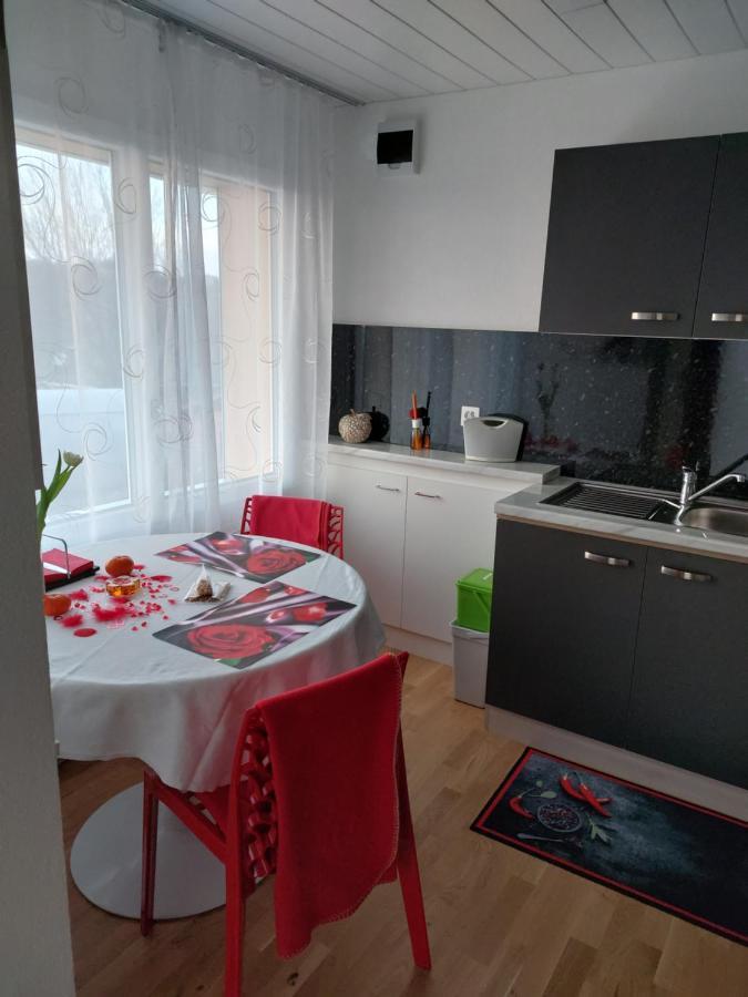 Beau Studio Avec Terrasse Et Vue Exclusivement Pour Non Fumeurs Belmont-sur-Lausanne Екстериор снимка