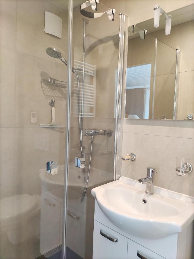 Beau Studio Avec Terrasse Et Vue Exclusivement Pour Non Fumeurs Belmont-sur-Lausanne Екстериор снимка